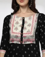 Women Floral Print Straight Kurta with Insert Pocket - Image 2